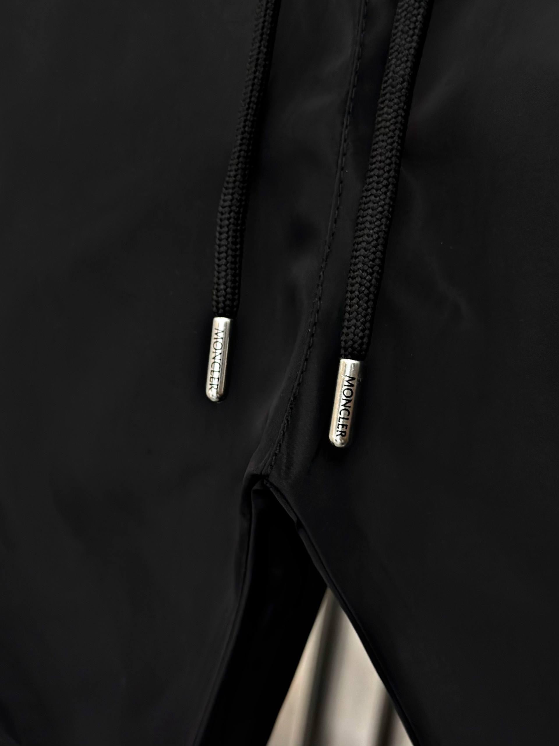 Moncler Deniz Şort Siyah