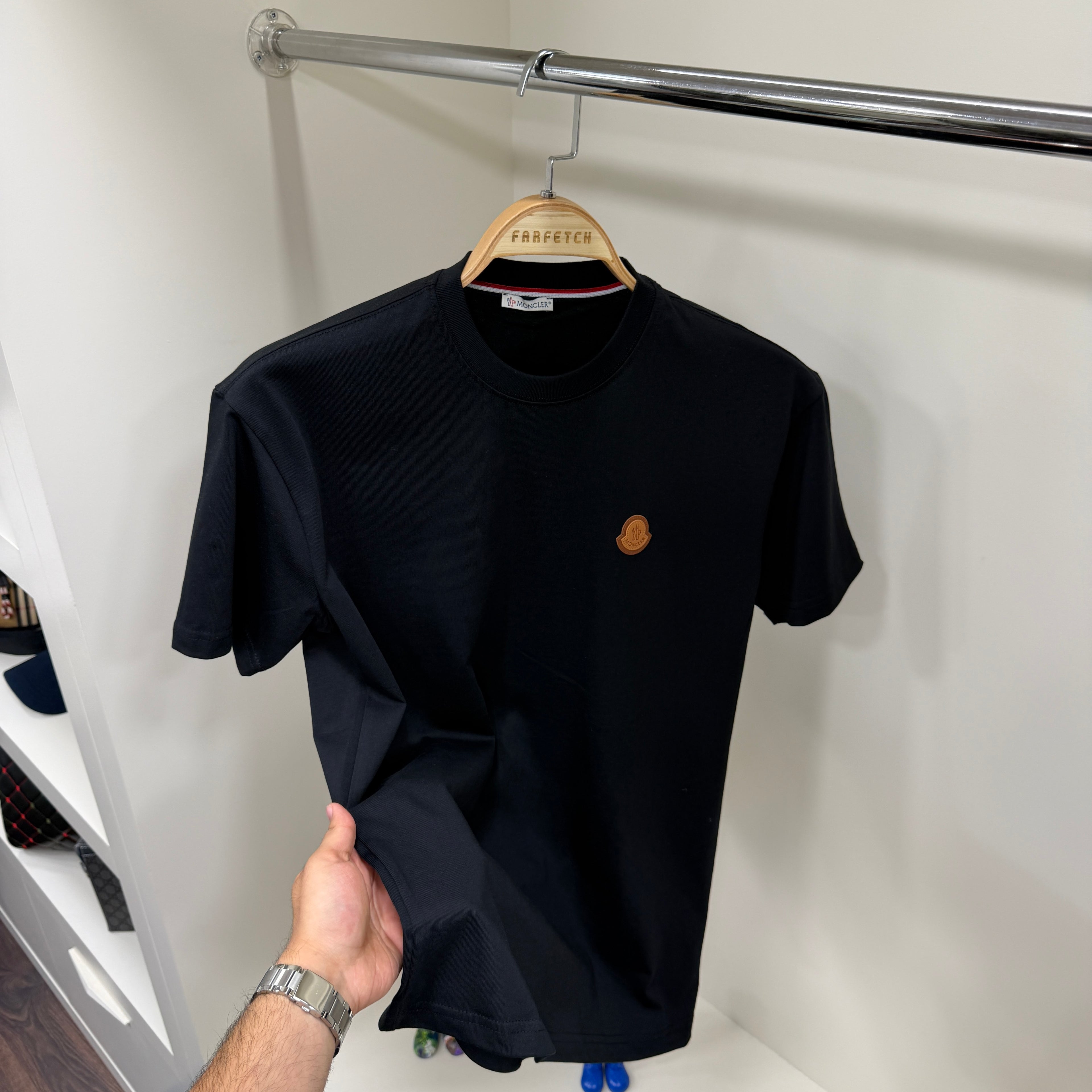 Moncler Göğüs Logo Siyah T-shirt