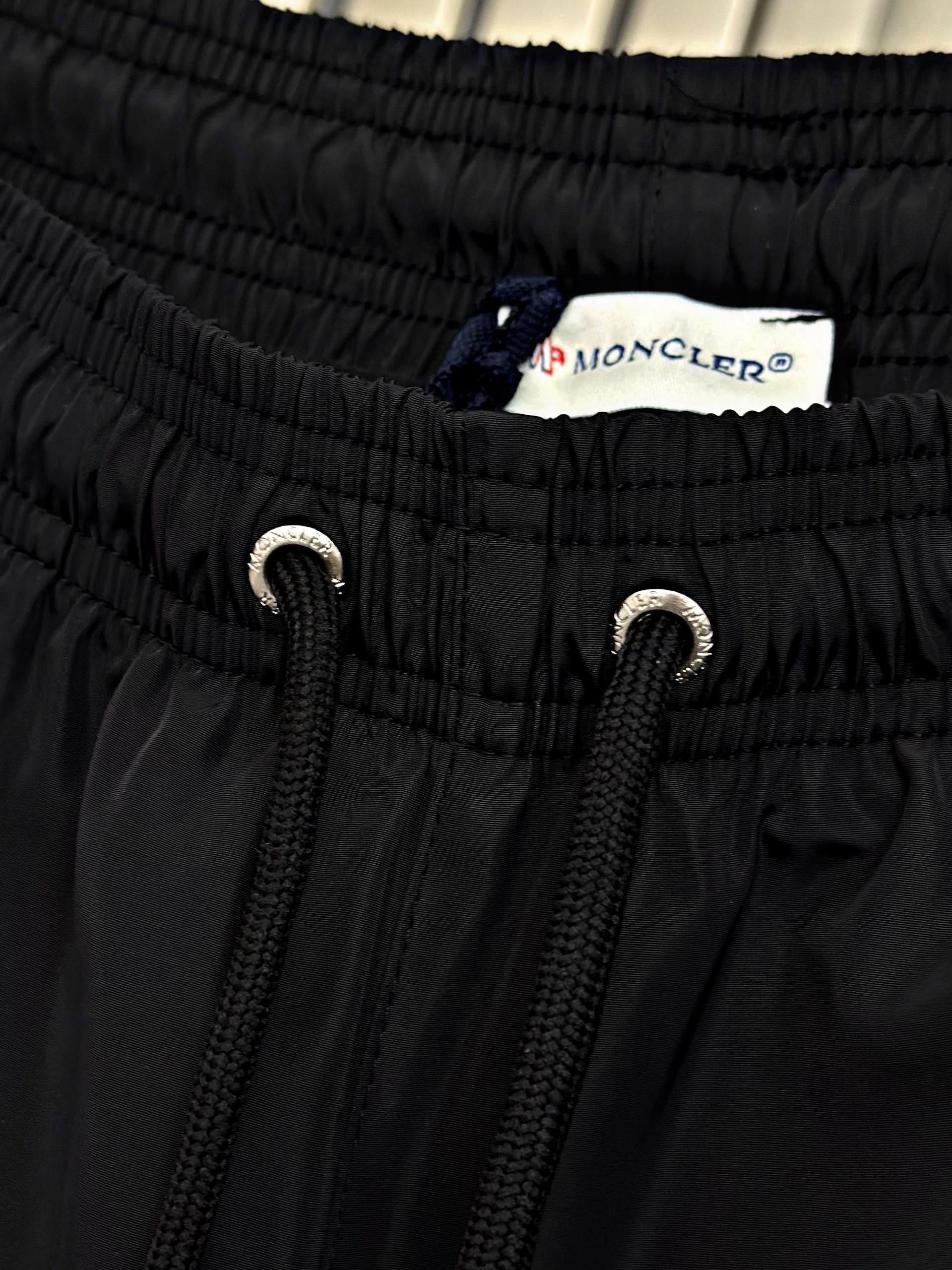 Moncler Deniz Şort Siyah