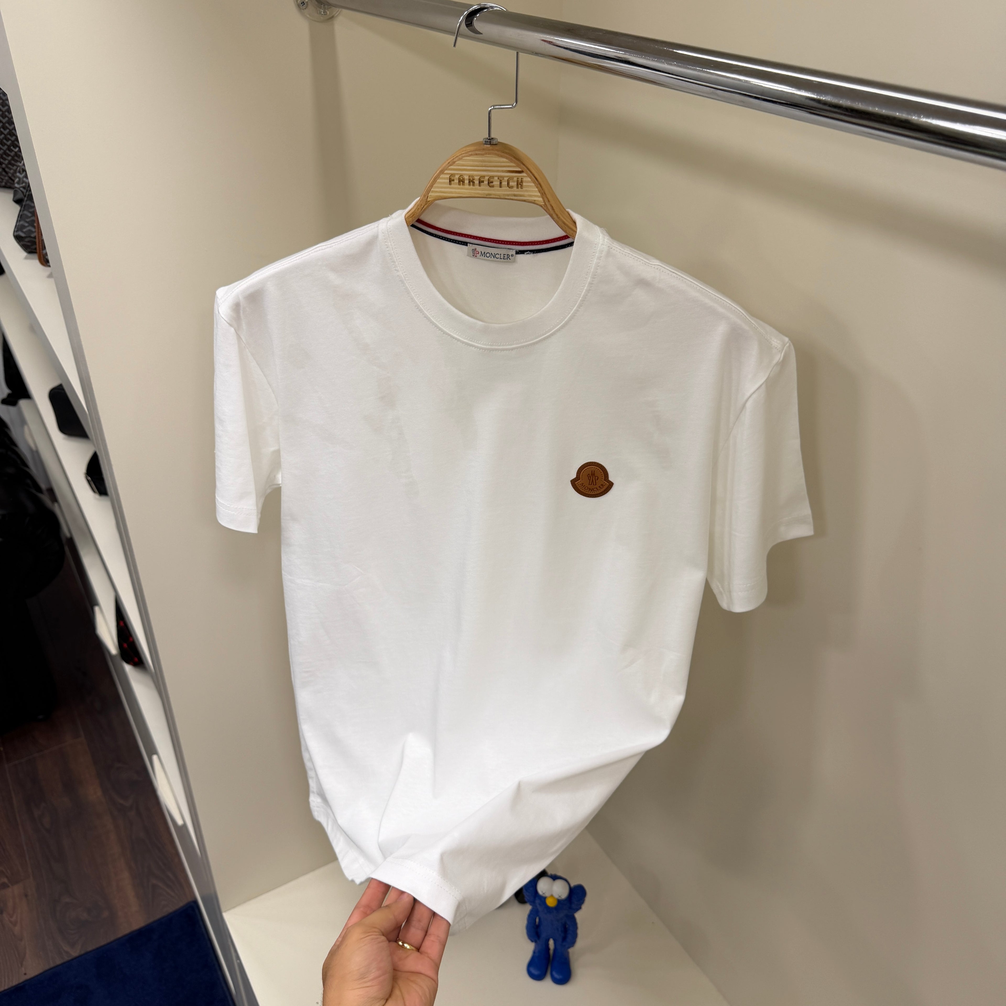 Moncler Küçük Logo Beyaz T-shirt