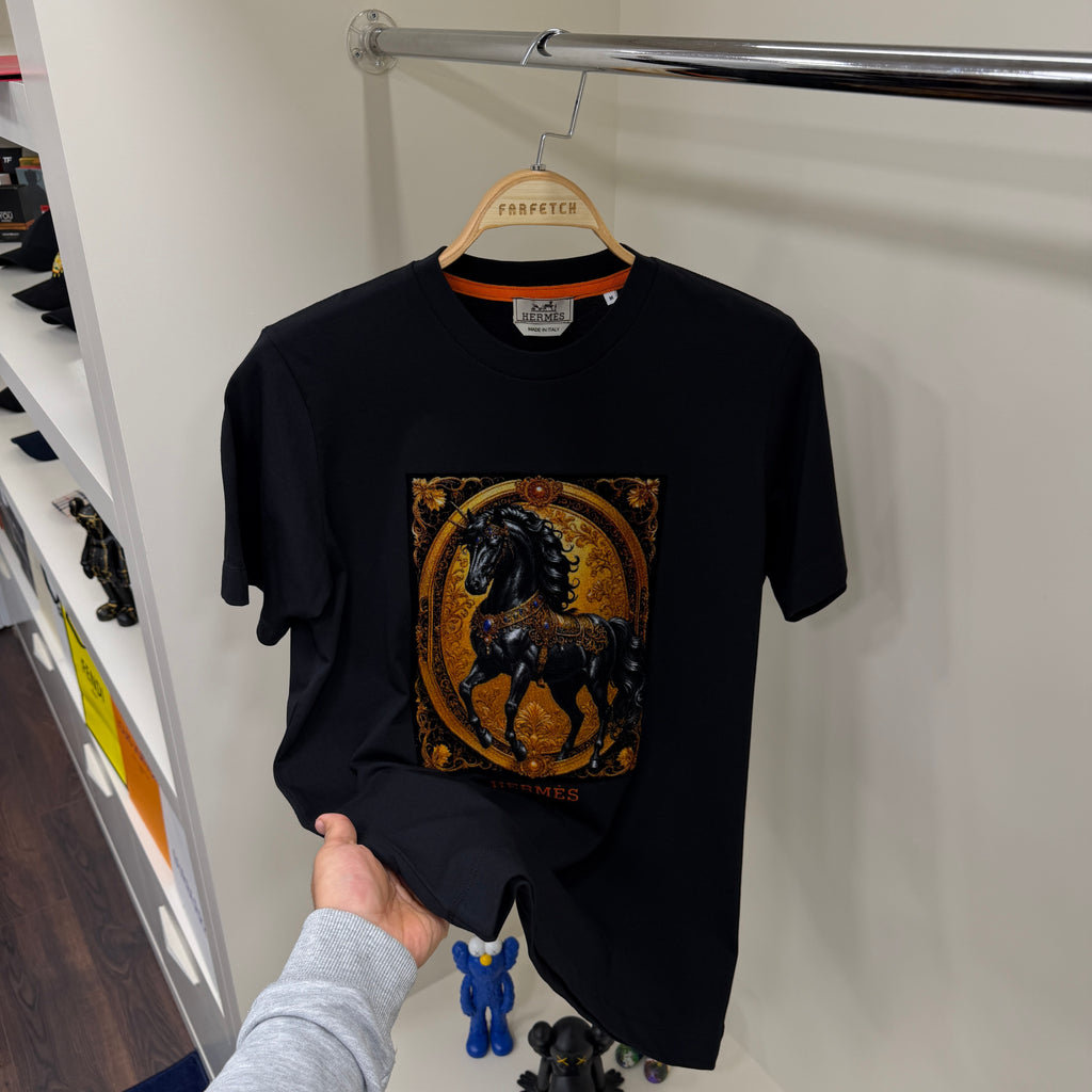 Hermes Flok Baskı Siyah T-Shirt