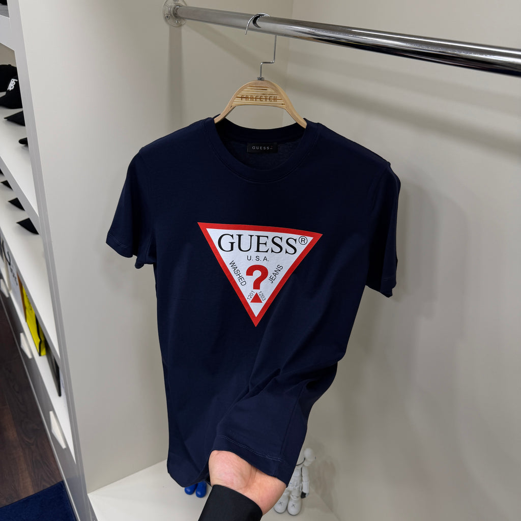 Guess Göğüs Baskı Detay Lacivert T-Shirt