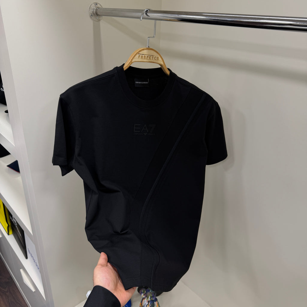 Emporio Armani Göğüs Detay Siyah  T-Shirt