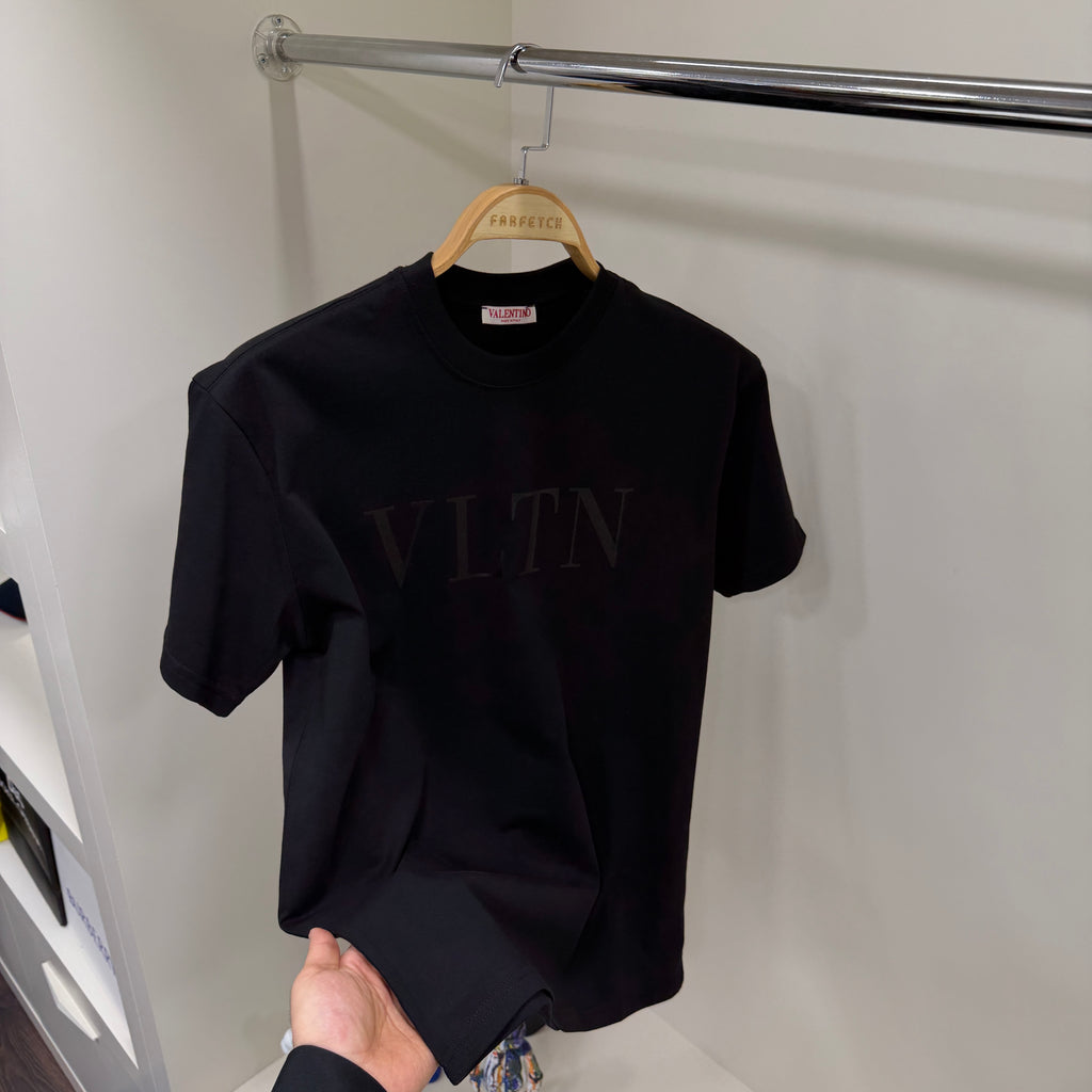 Valentino Göğüs  Detay Siyah  T-Shirt