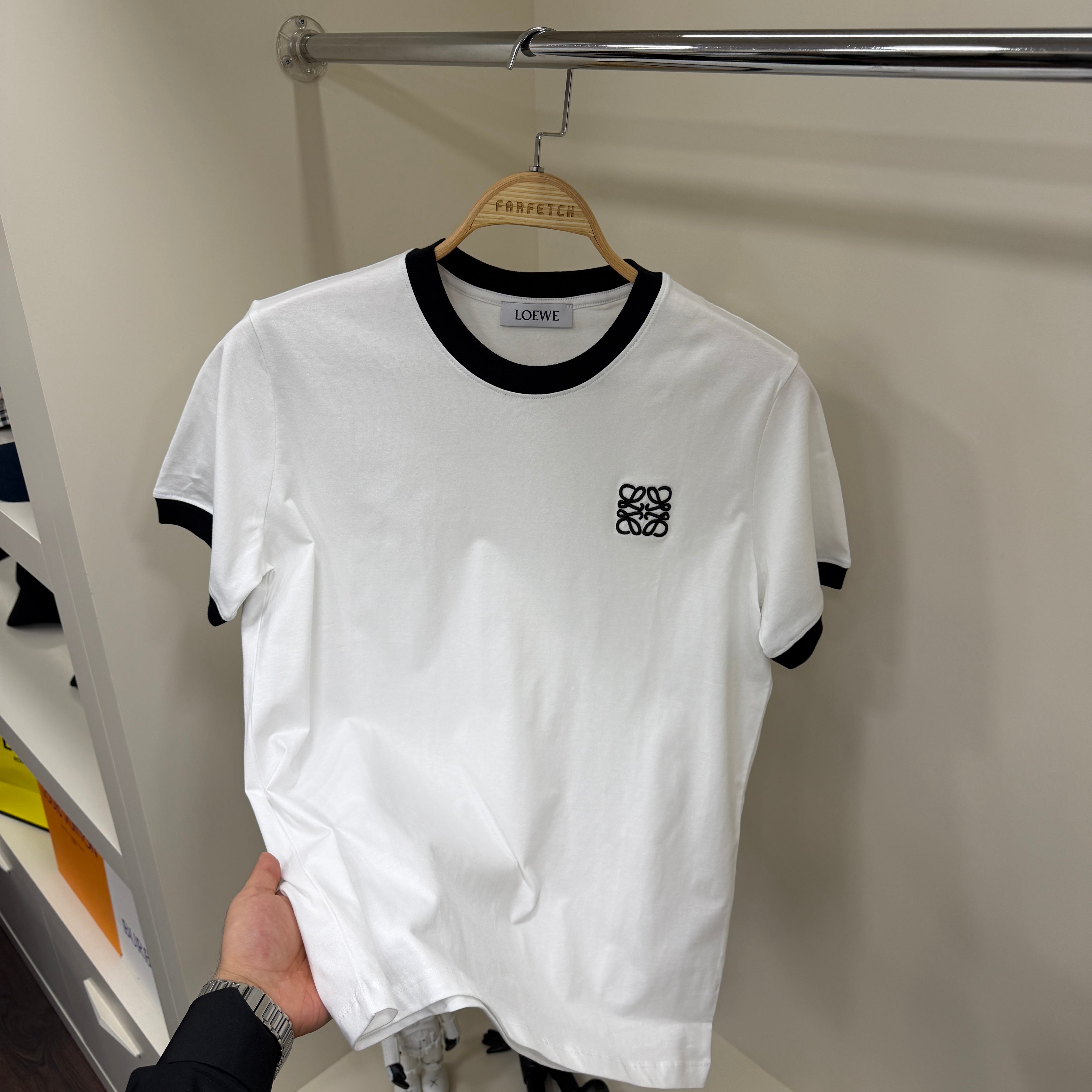 Loewe Yaka Kol Detay Beyaz T-Shirt