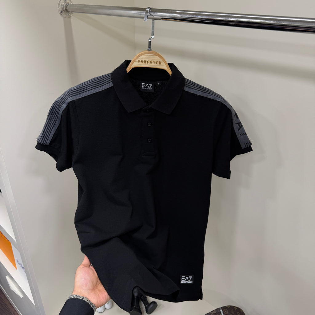 Emporio Armanı Siyah Yakalı Polo Yaka Tshirt