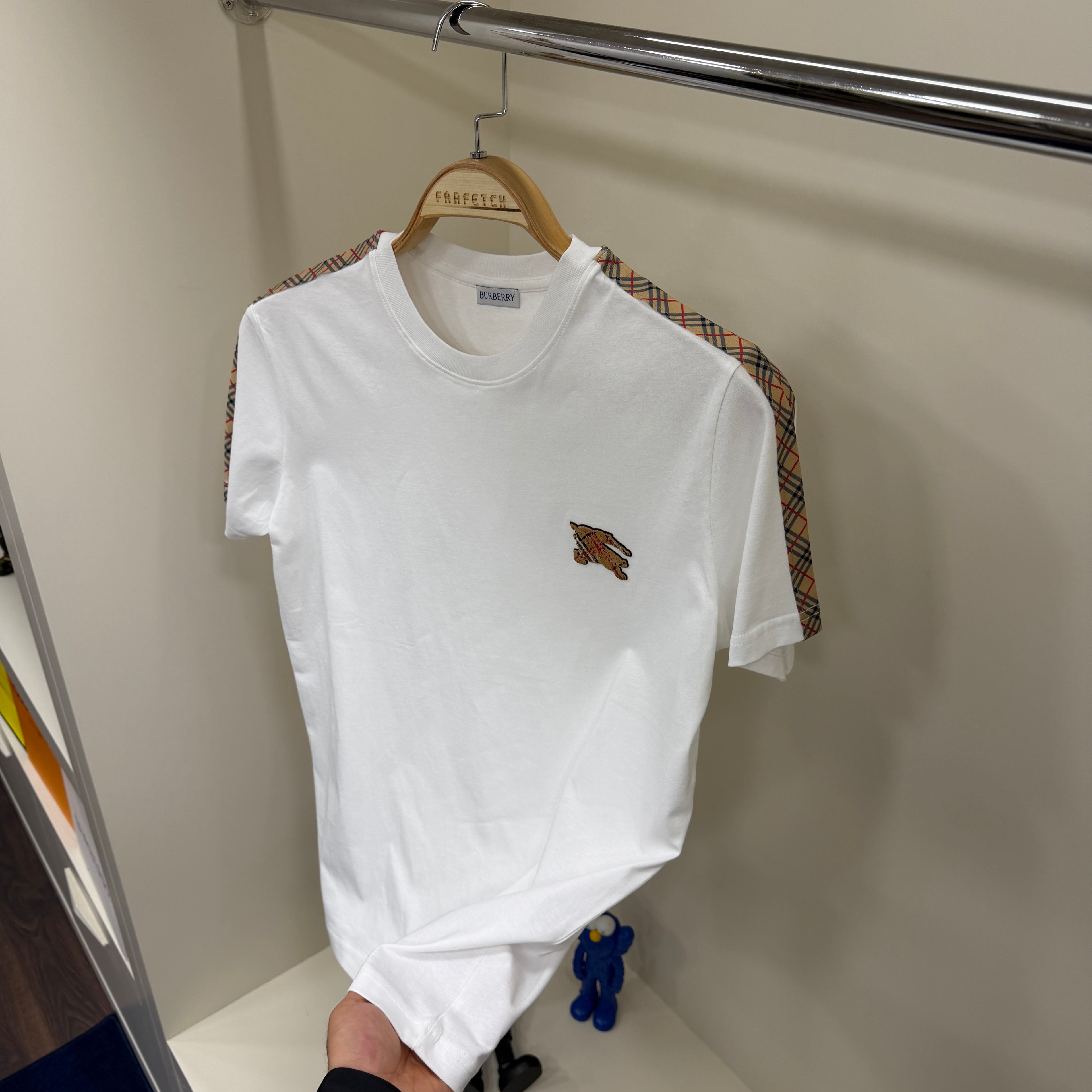 Burberry Omuz Detay Beyaz T-Shirt
