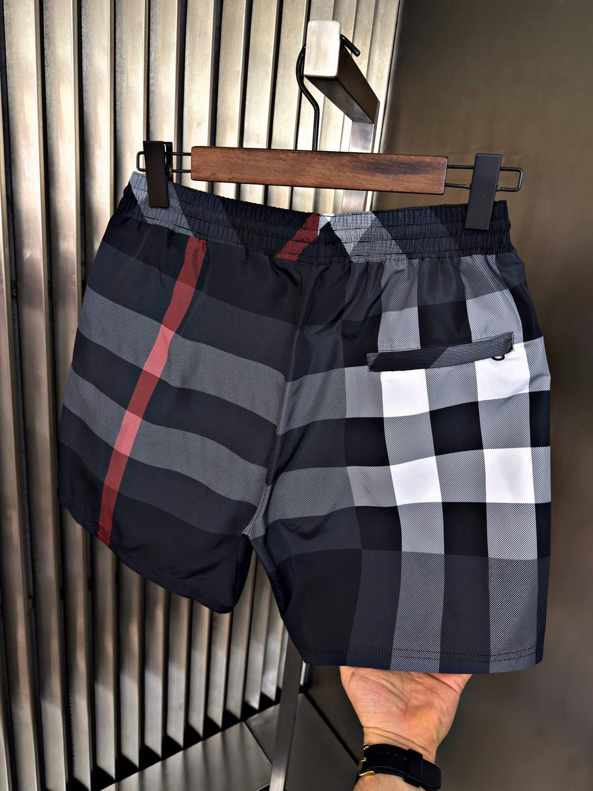 Burberry Deniz Şort