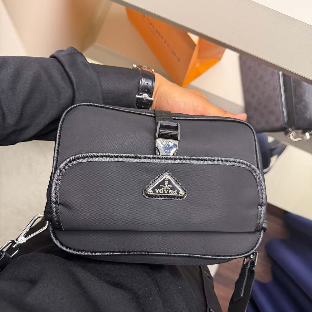 Prada İthal Çanta